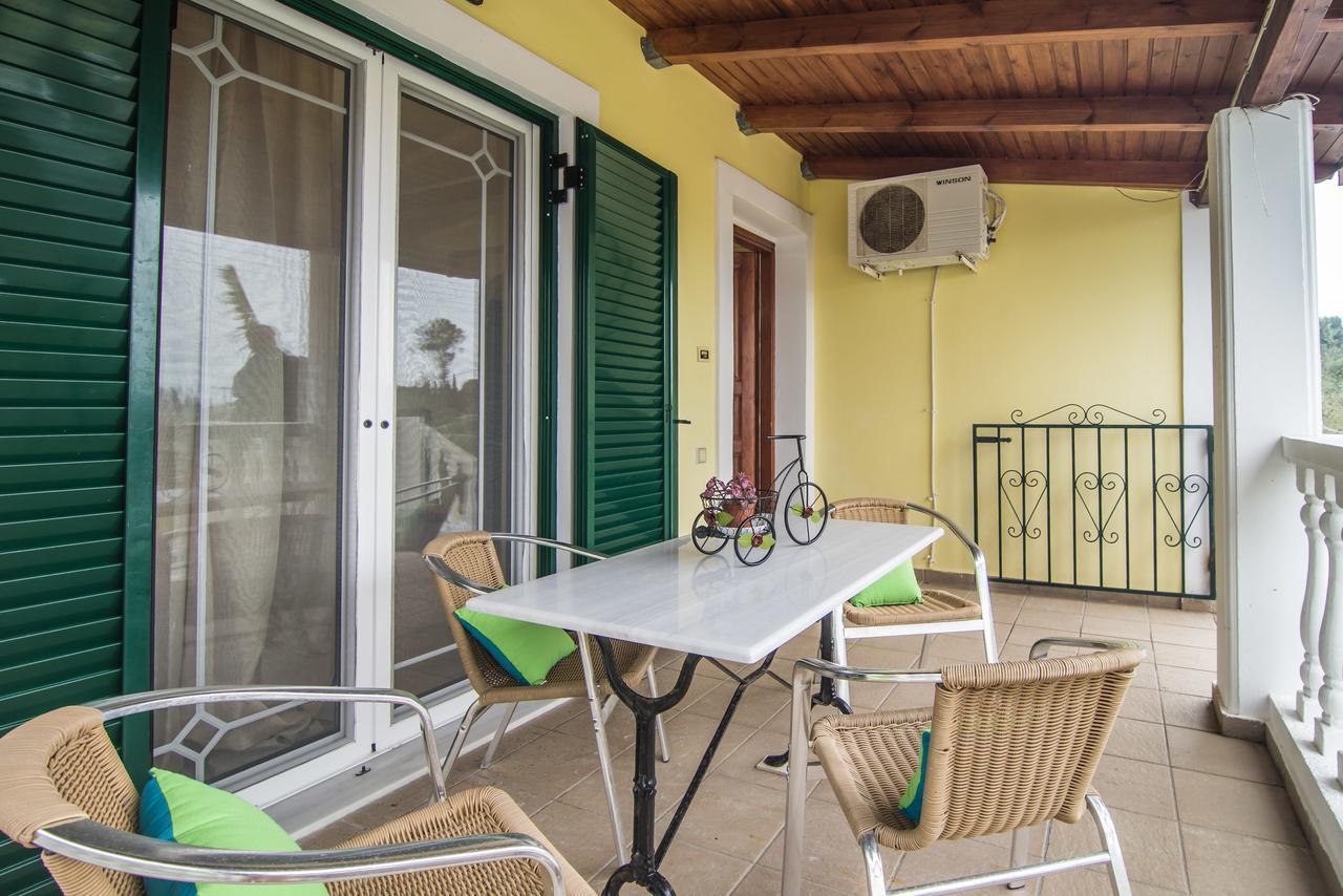 Tonia Apartments Zakynthos Town Exterior photo